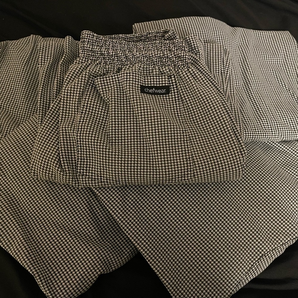 Chef Wear Unisex Chef Pants - Size L - 5 PAIRS!!